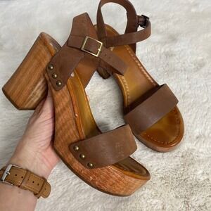 MIA Izzy Brown Strap Platform Wood Block Heel Sandals Womens 8.5M Retro Boho